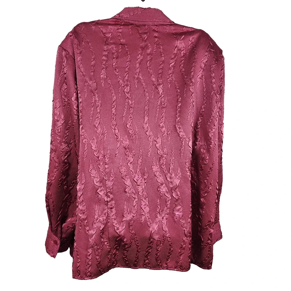 Maggie Barnes Womens Shirt Plus 2X Textured Satin Crinkle Button Front Feminine